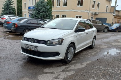 Volkswagen Polo в аренду под выкуп в Бери Рули