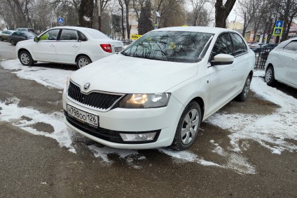 Skoda Rapid в аренду под выкуп в Бери Рули