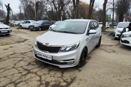 KIA RIO хэтчбек в аренду под выкуп в Пятигорске