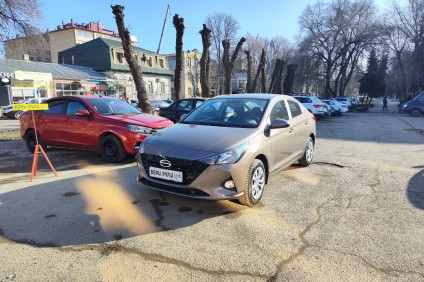 HYUNDAI Solaris в аренду под выкуп в Пятигорске