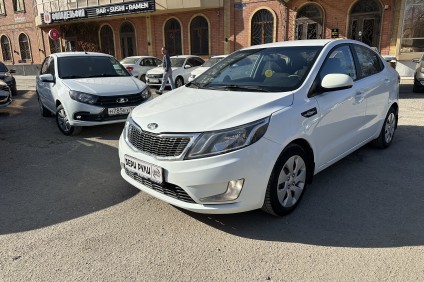 KIA RIO в аренду под выкуп в Пятигорске